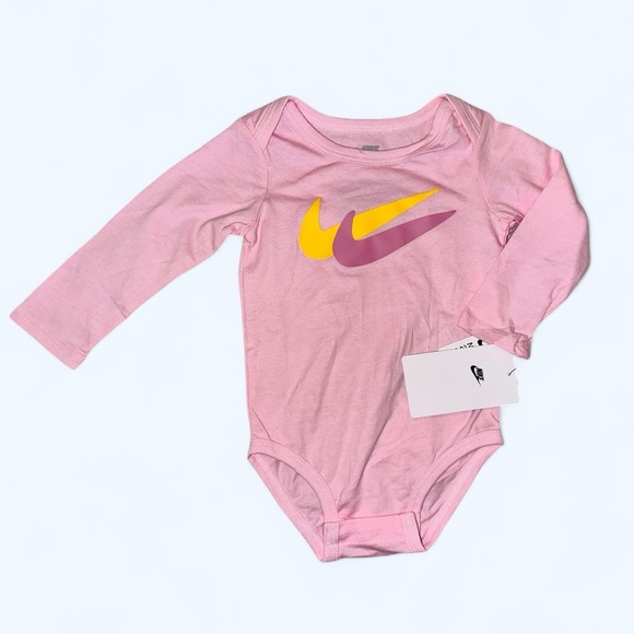 NWT Nike Onesie - Picture 1 of 7